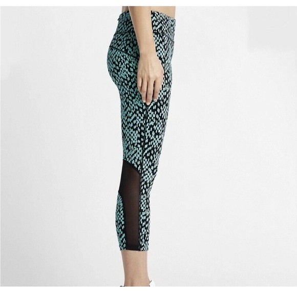 Nike Pants - Nike Power Epic Lux Capri Legging Medium M Green Black Pant Tight Crop